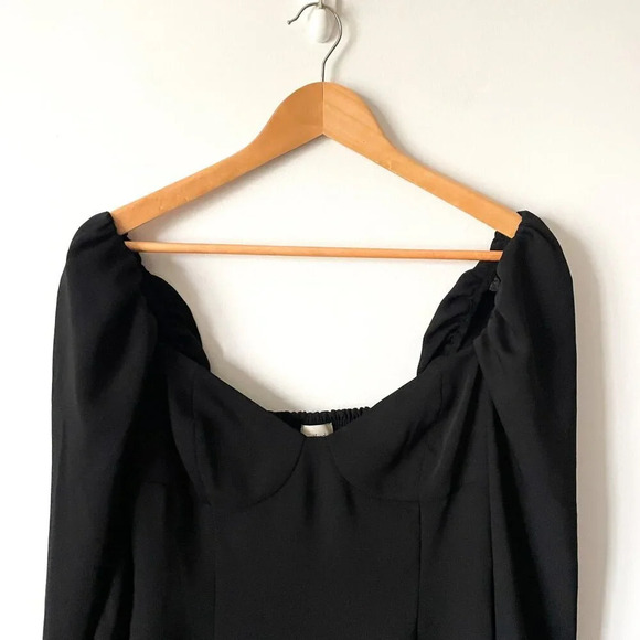 Aritzia Wilfred Novella Dress Long  Sleeve Sweetheart Neck Black Size Small - Picture 4 of 7
